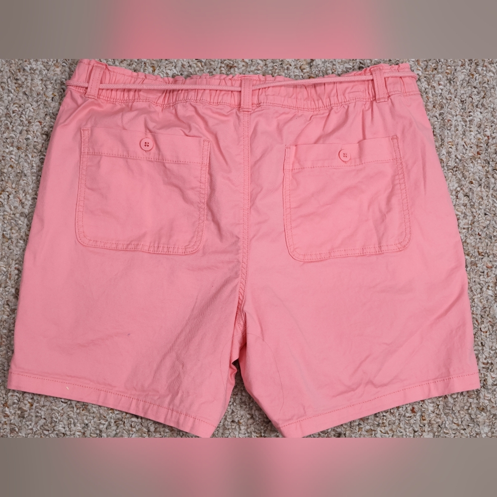 Croft & Barrow Pink Women's Shorts - Picture 2 of 4